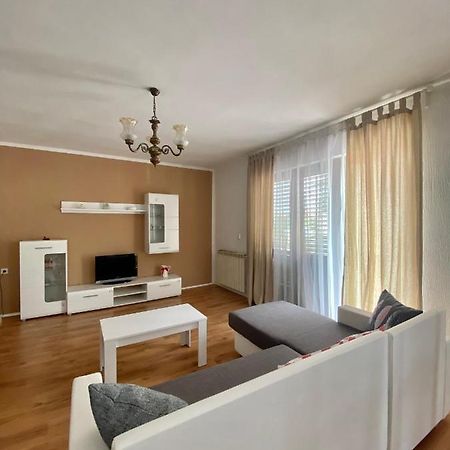 Apartman Mira โอปาติยา ภายนอก รูปภาพ