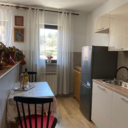 Apartman Mira โอปาติยา ภายนอก รูปภาพ
