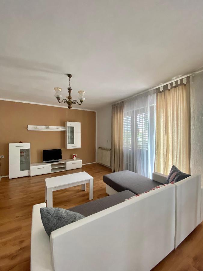 Apartman Mira โอปาติยา ภายนอก รูปภาพ
