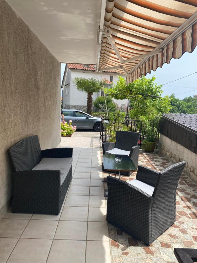 Apartman Mira โอปาติยา ภายนอก รูปภาพ