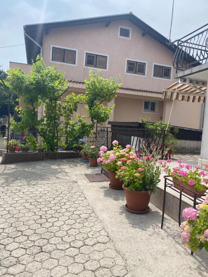 Apartman Mira โอปาติยา ภายนอก รูปภาพ