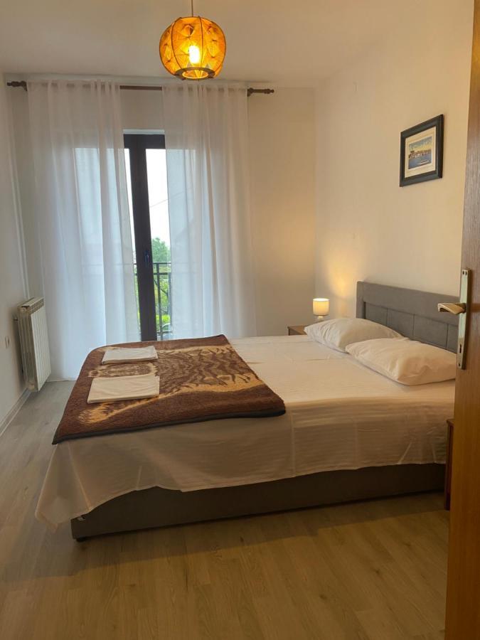 Apartman Mira โอปาติยา ภายนอก รูปภาพ