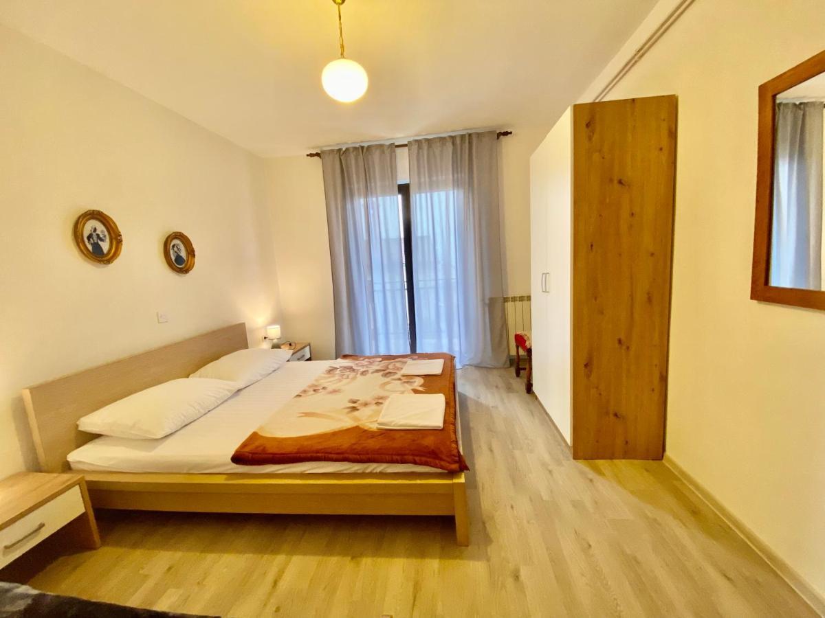 Apartman Mira โอปาติยา ภายนอก รูปภาพ