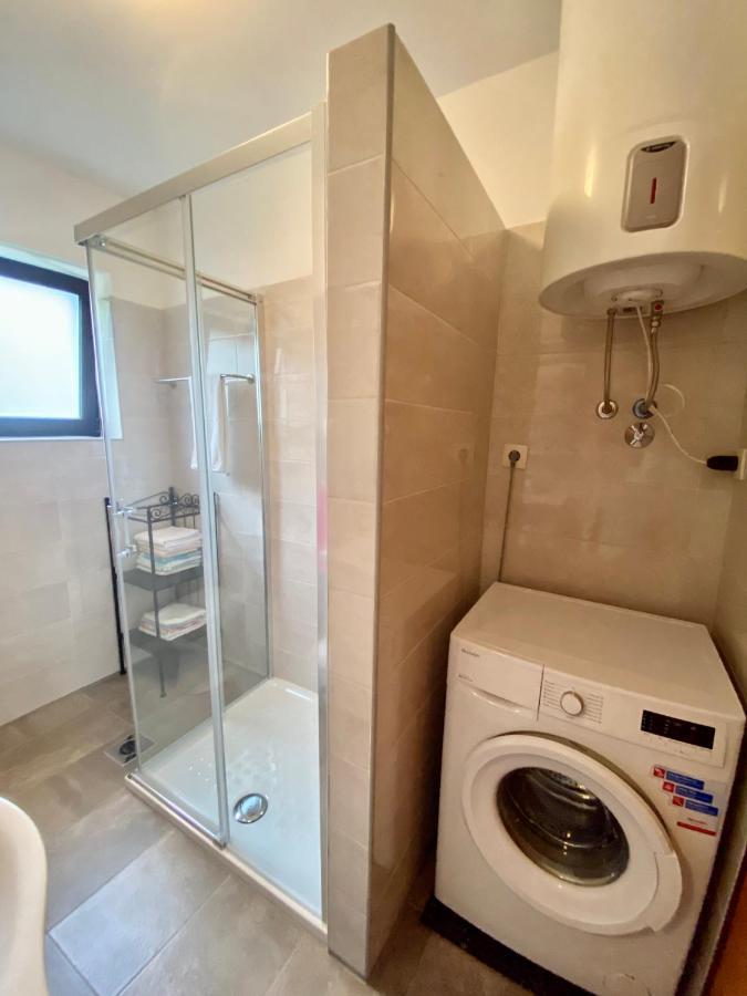 Apartman Mira โอปาติยา ภายนอก รูปภาพ