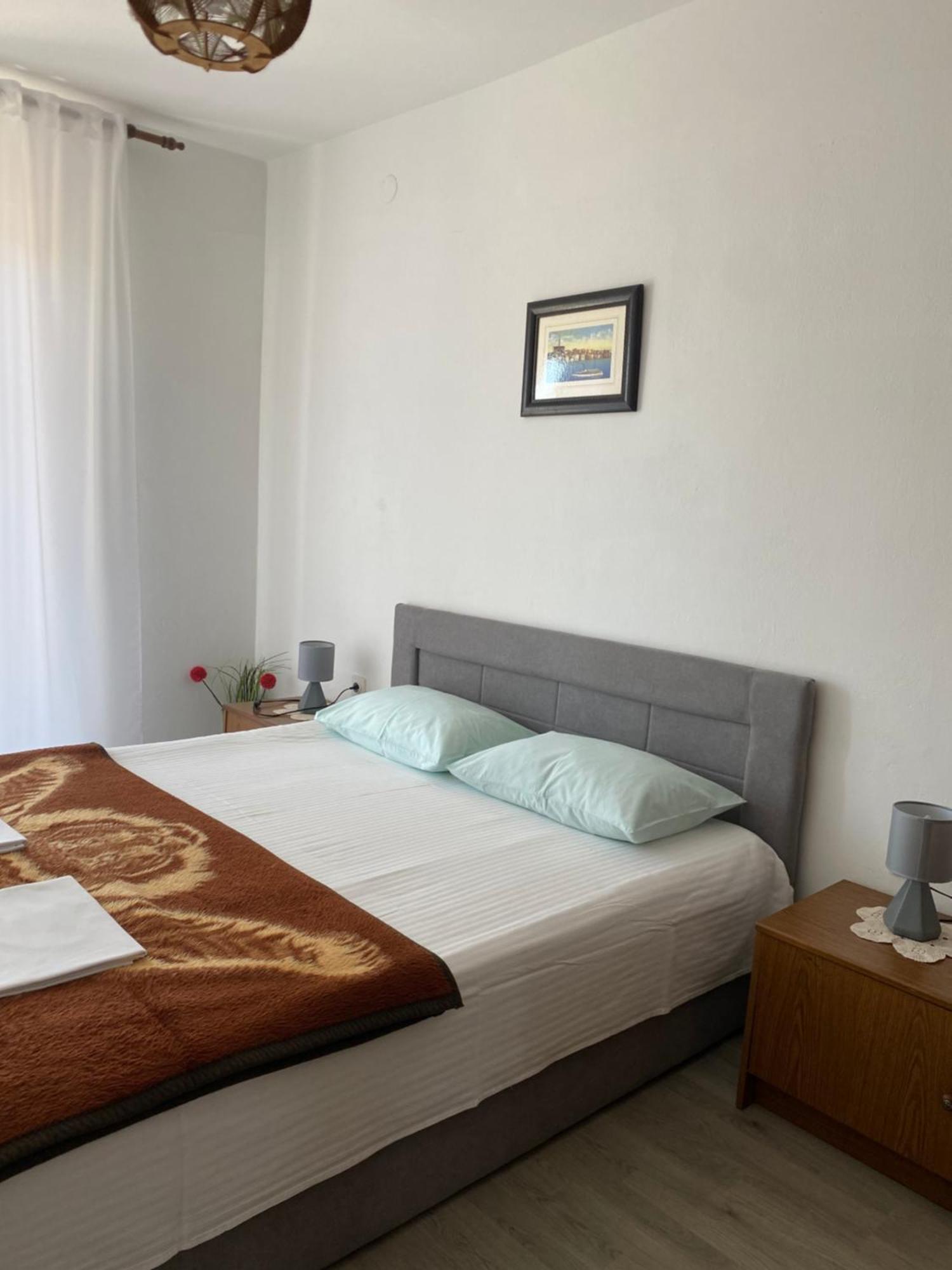 Apartman Mira โอปาติยา ภายนอก รูปภาพ